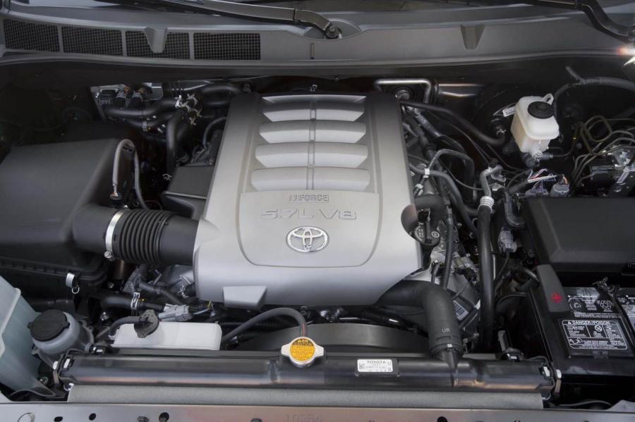  Toyota Sequoia 2013 года  (фото 6 из 50)